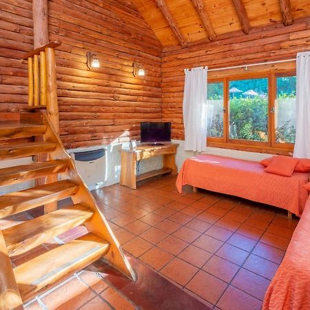 Grenouille Hotel Villa General Belgrano Buitenkant foto