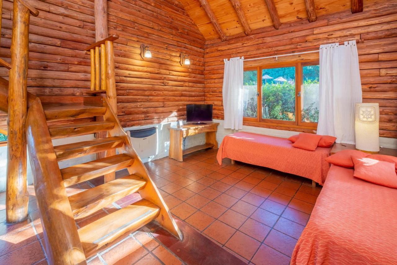 Grenouille Hotel Villa General Belgrano Buitenkant foto